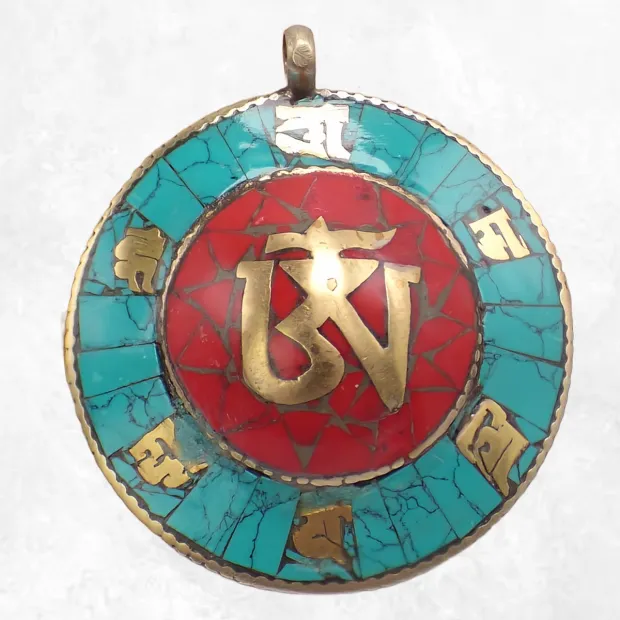 Bijou tibétain pendentif rond Om mantra - Pendentifs tibétains bouddhistes