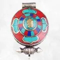Pendentif bouddhiste ghau Kalachakra en Corail - Pendentifs tibétains bouddhistes