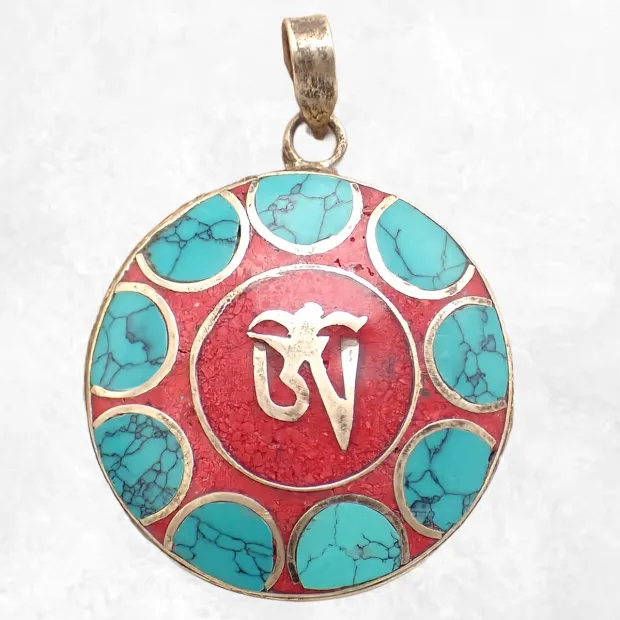 Bijou tibétain pendentif Om turquoise corail - Pendentifs tibétains bouddhistes