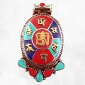 Pendentif tibétain Om et mantra de Chenrezi - Pendentifs tibétains bouddhistes
