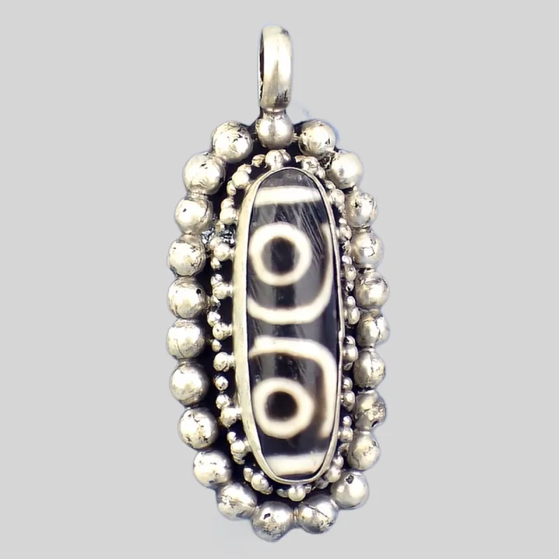 Pendentif tibétain PERLE DE DZI - Pendentifs tibétains bouddhistes
