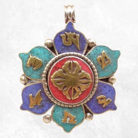 Pendentif tibétain bouddhiste plusieurs modèles