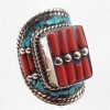 Grosse bague Tibétaine Turquoise Corail bâtonnets