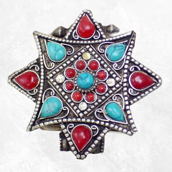Pendentif tibétain GHAU POISON ETOILE