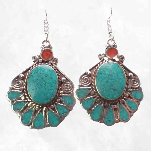 Boucles d'oreilles tibétaines longues forme fleur - Boucles d'oreilles tibétaines