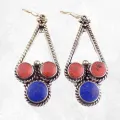 Boucles d'oreilles tibétaines métal et résine - Boucles d'oreilles tibétaines