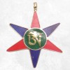 Pendentif tibétain symbole bouddhiste Om 3 couleurs