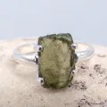 Bague Moldavite brute taille 55 (4) - Bijoux en Moldavite