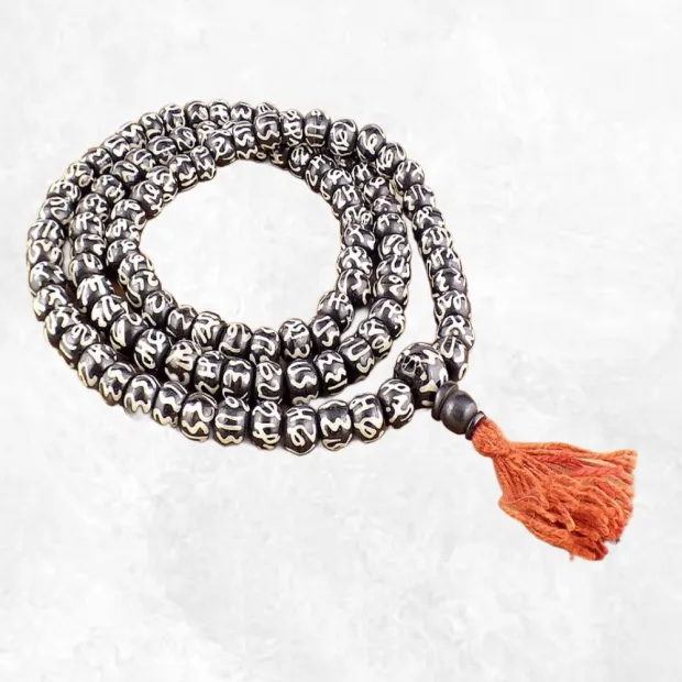 Collier tibétain mala en os de Yak et mantra - Mala tibétain 108 perles