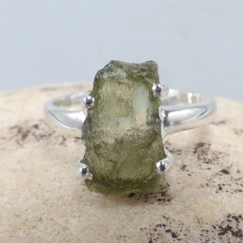 Bague Authentique Moldavite brute taille 52 (9) - Bijoux en Moldavite