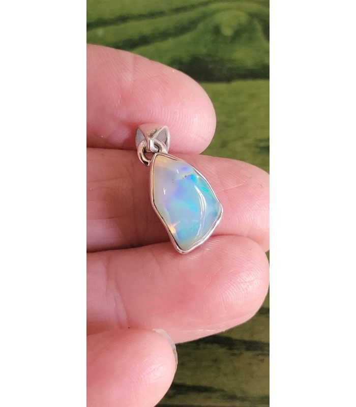 Pendentif en Opale welo brute Bijoux en Opale Ethiopienne SK13.5