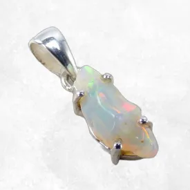 Pendentif en Opale welo brute serti griffes - Bijoux en Opale Ethiopienne