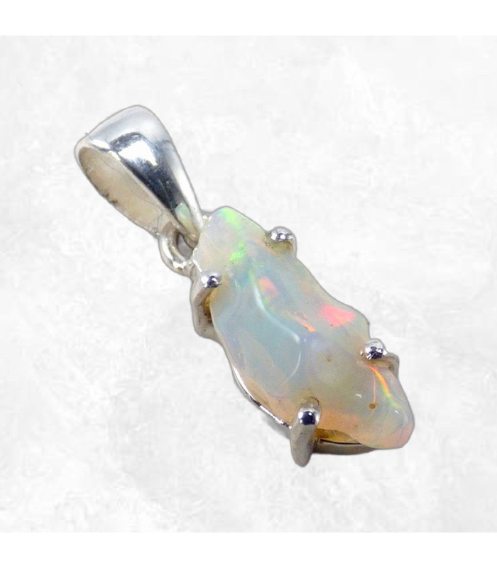 Pendentif en Opale welo brute serti griffes Bijoux en Opale Ethiopienne SK13.6