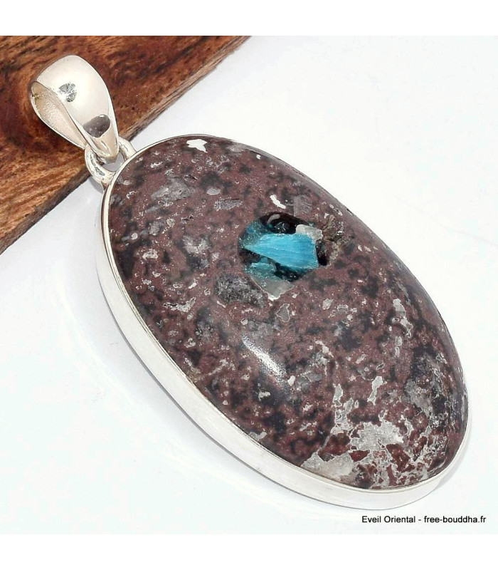 Pendentif oval en Cavansite sur roche-mère