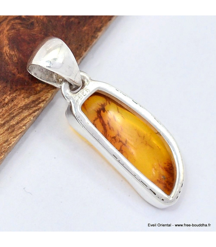 Pendentif en argent 925 avec ambre naturel de la Baltique.