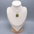 Pendentif carré Turquoise Mohave verte cuivrée - Bijoux en Turquoise