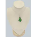 Pendentif Grenat Uvarovite forme losange - Bijoux en Grenat Uvarovite