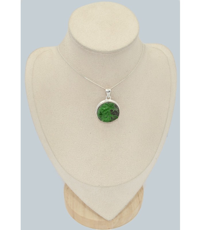 Pendentif rond en Grenat vert
