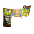 Grand Drapeau Tibétain en Soie – 4,5m x 70cm – Artisanat du Népal 