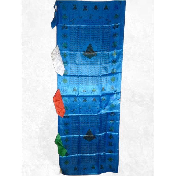 Drapeau bouddhiste en soie artisanale du Népal