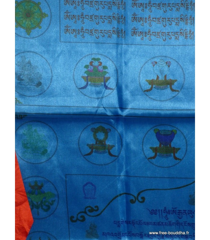 Drapeau bouddhiste en soie artisanale du Népal