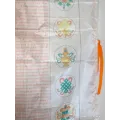 Grand drapeau bouddhiste Tara Blanche en soie 1,9 m - Drapeaux tibétains