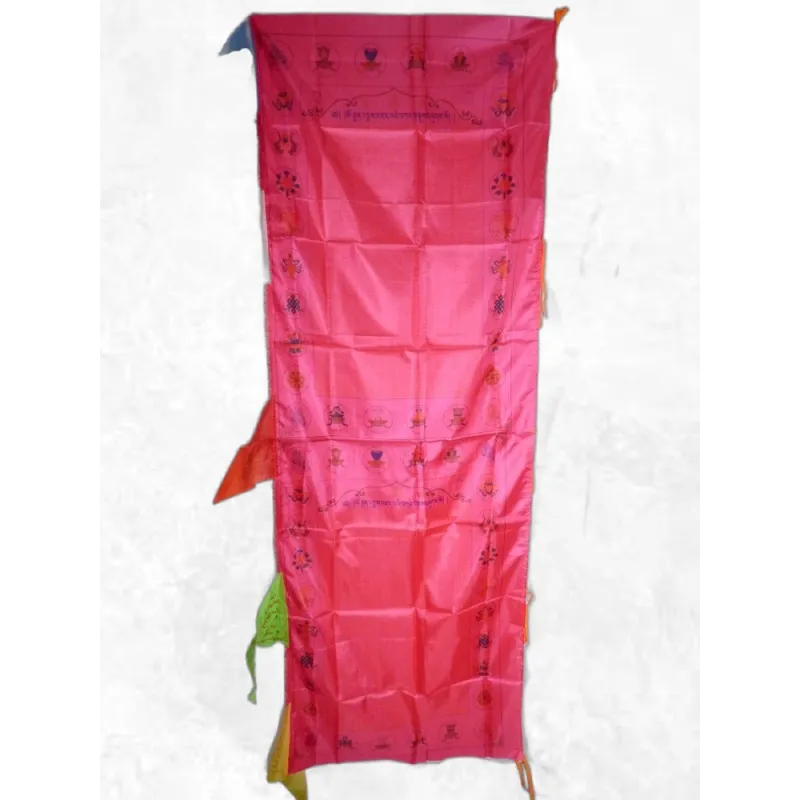 Grand drapeau bouddhiste Chenrezi en soie 1,9 m - Drapeaux tibétains