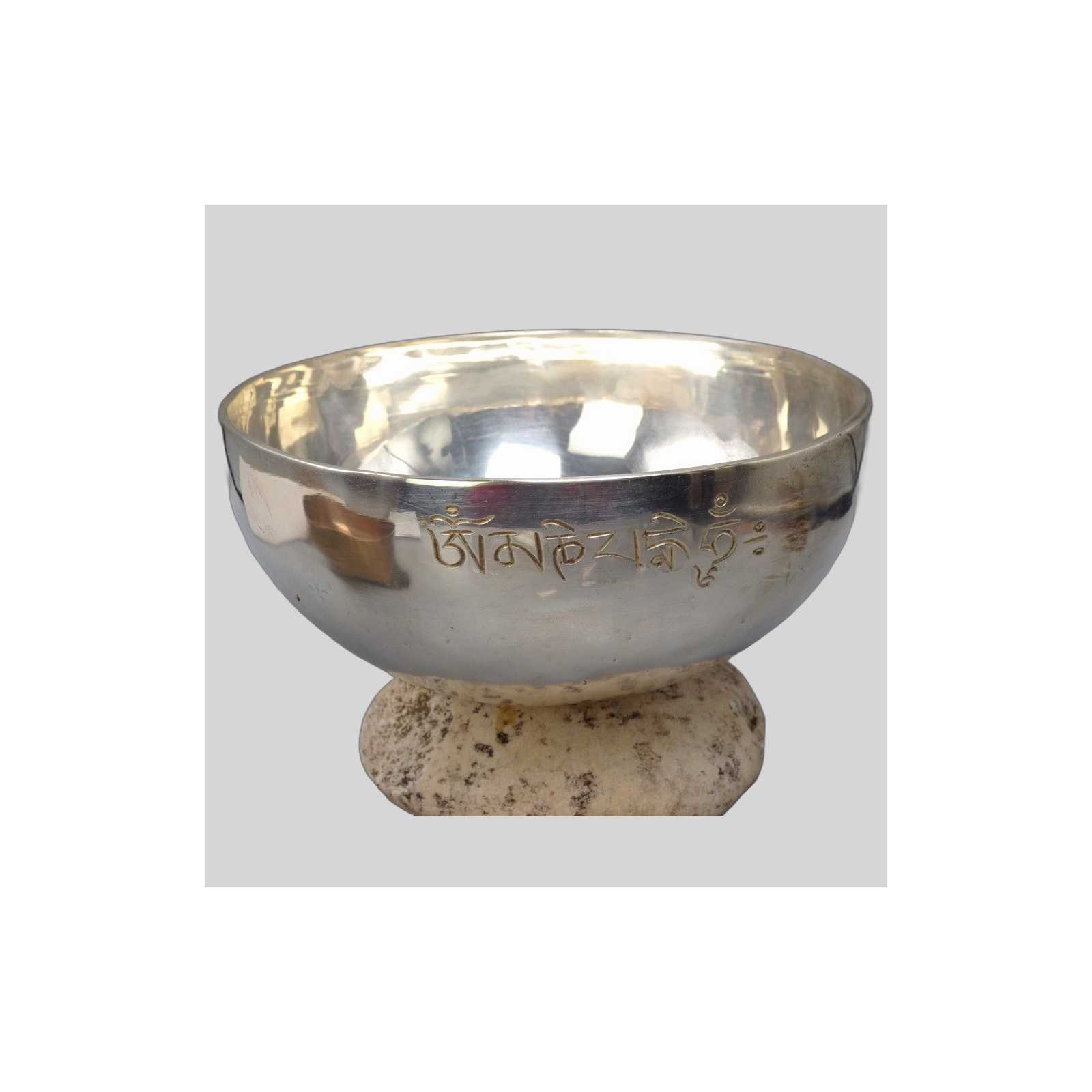 Bo Tibétain (bol Chantant) En Alliage Couleur Argent - Dimensions 55x20x2 Cm, Neuf Sans Boîte