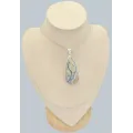 Très Grand Pendentif en Scheelite bleue - 6,4 cm - Bijoux en Scheelite