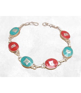 Bracelet tibétain en métal et résine, fabriqué au Népal.