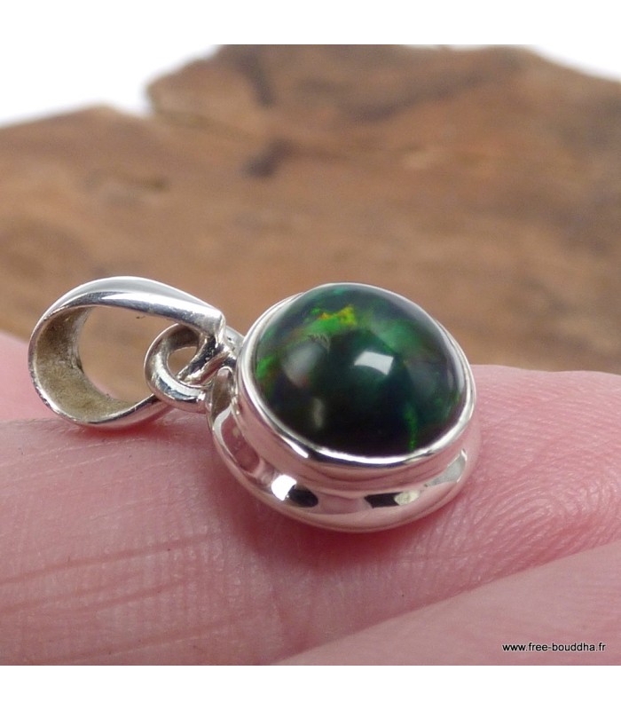 Pendentif Opale noire du Chili ronde pierre naturelle véritable