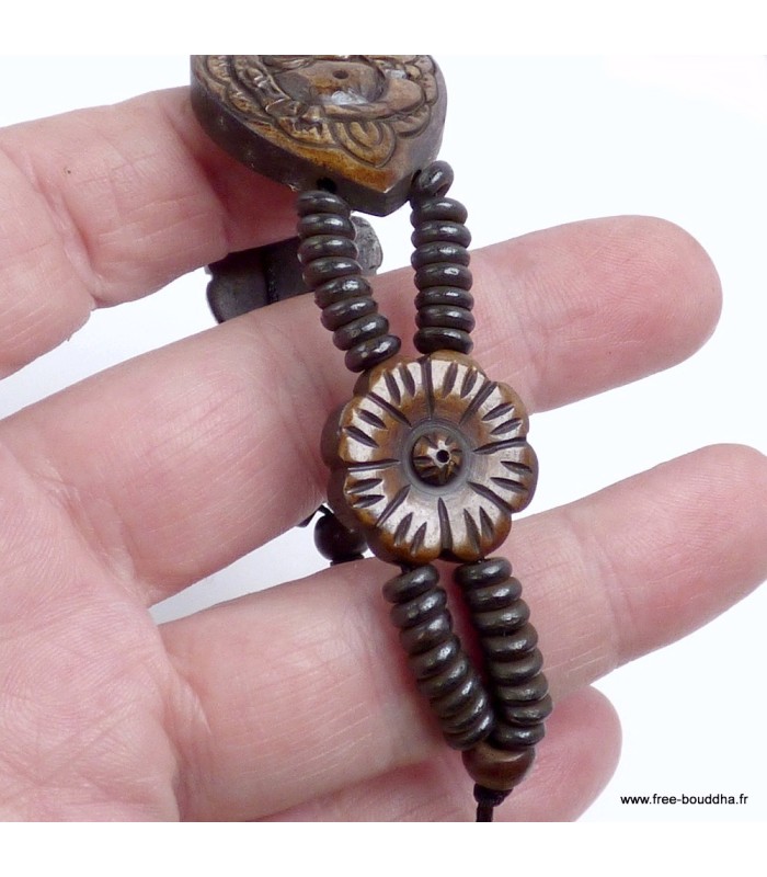 Bracelet tibétain artisanal en os de buffle, unique et ajustable.