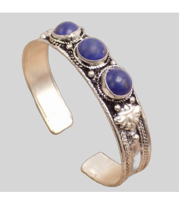 Bracelet tibétain lapis lazuli et métal blanc.