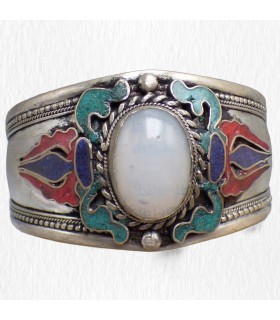Bracelet tibétain en métal avec pierre de lune, ajustable.