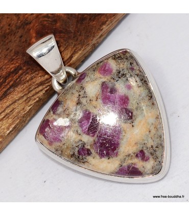 Pendentif rubis sur quartz authentique triangulaire – Argent 925