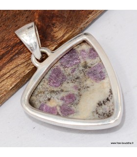 Pendentif rubis sur quartz authentique triangulaire – Argent 925