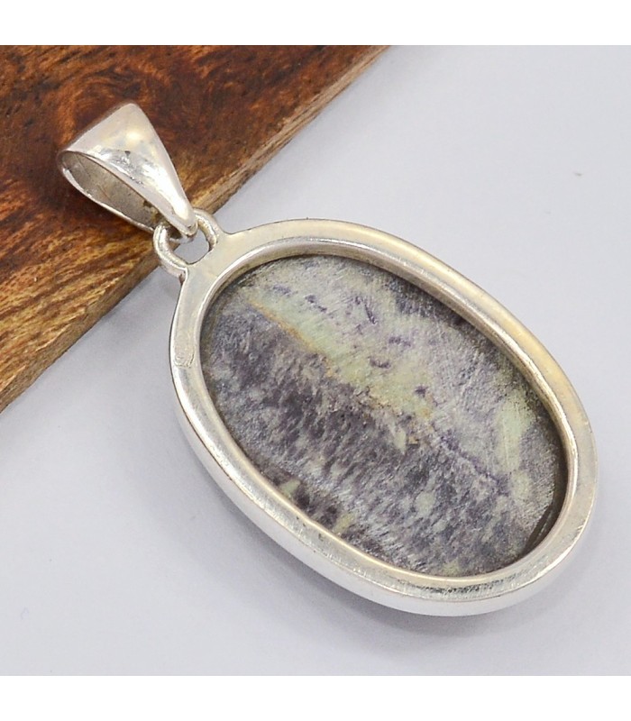 Pendentif en kammerérite naturelle sur argent 925