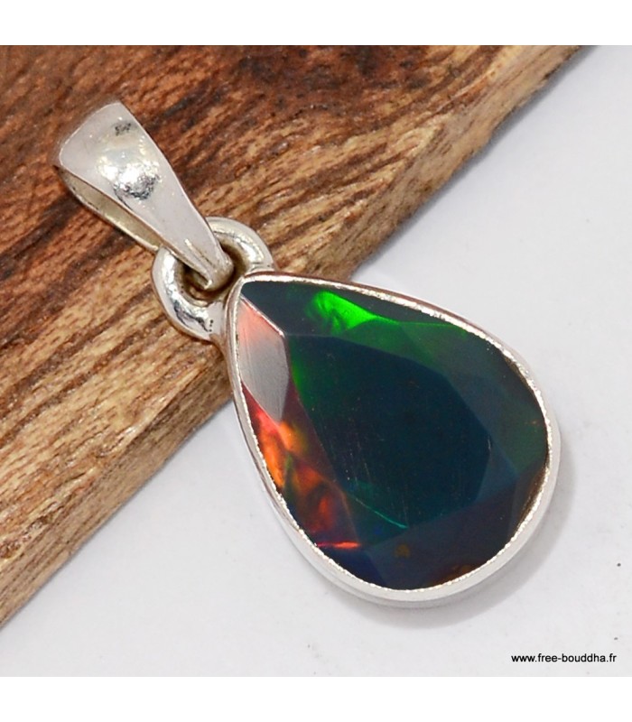 Pendentif opale noire facettée pierre naturelle véritable