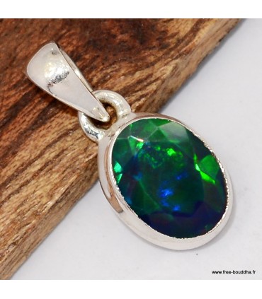 Pendentif opale noire du Chili reflets verts et bleus pierre naturelle