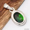 Pendentif opale noire du Chili – Reflets vert intense - Bijoux en Opale Noire