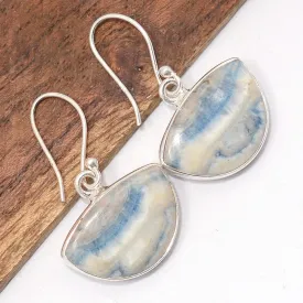 Boucles d'oreilles Scheelite bleue demi-lune - Bijoux en Scheelite