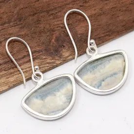 Boucles d'oreilles Scheelite bleue demi-lune - Bijoux en Scheelite