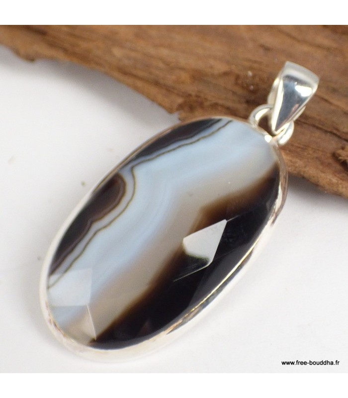 Agate noire – Pierre d’ancrage et de protection naturelle