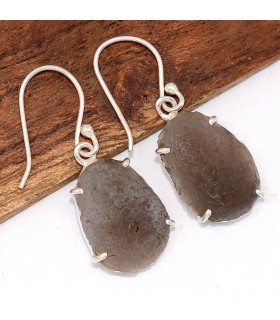 Saffordite ou Colombianite ? Boucles d’oreilles en tectite rare