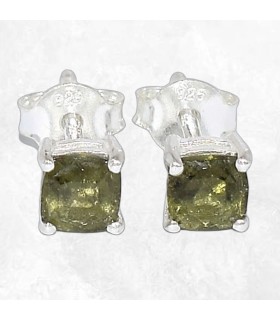 Moldavite facettée – Clous d’oreilles argent 925 carrés lithothérapie