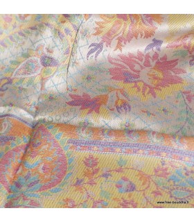 Châle en soie de bambou écru multicolore – 190 x 70 cm