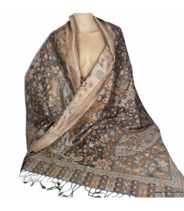 Châle en soie naturelle marron chocolat pour peau sensible