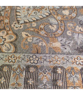 Châle en soie naturelle marron chocolat pour peau sensible