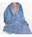 Pashmina femme en soie bleu framboise – Motifs cachemire et reflets moirés