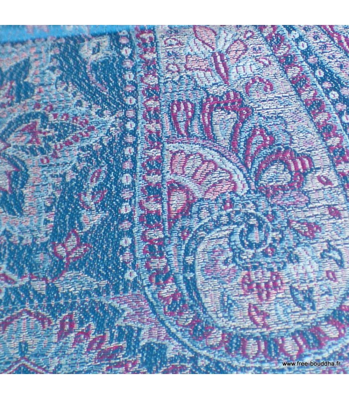 Pashmina femme en soie bleu framboise – Motifs cachemire et reflets moirés